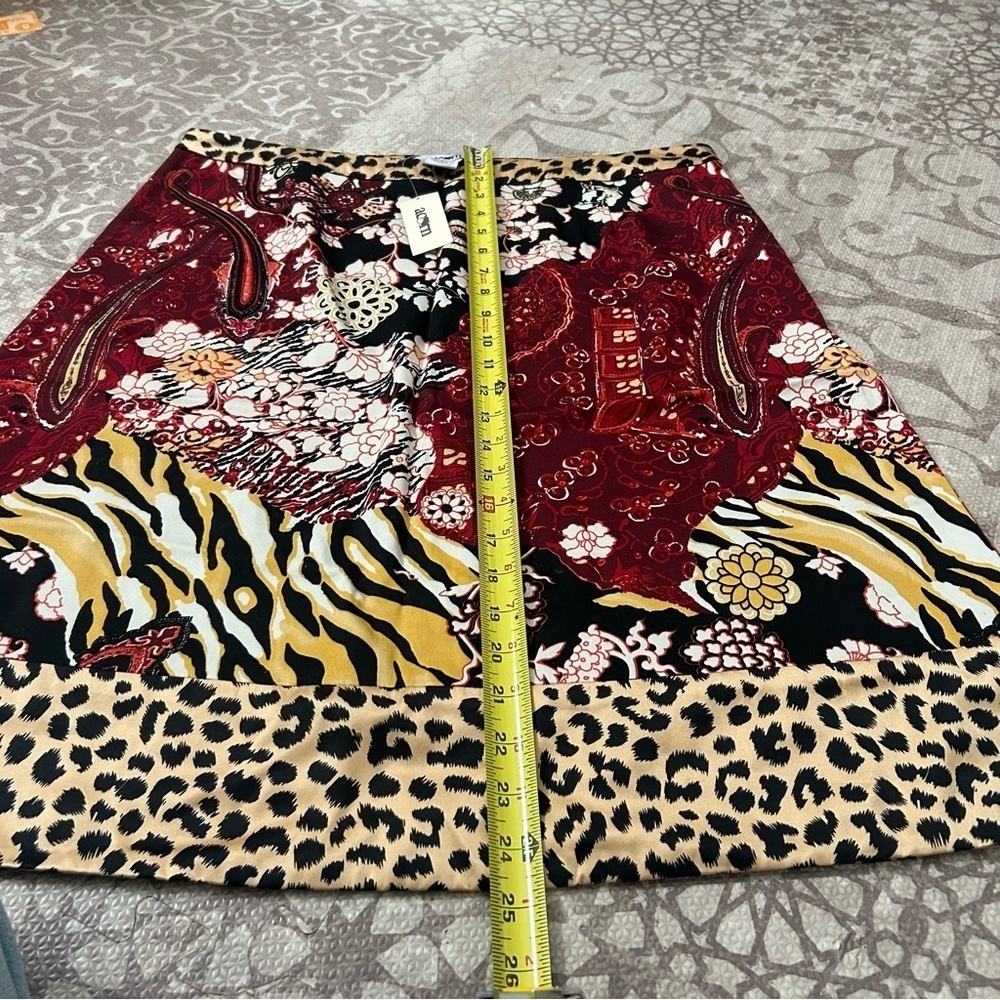 Acorn Black and Red Floral skirt- silk and cotton NWT - Picture 6 of 6